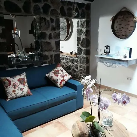 El Alpende De Seno Sixto. Teguise Apartment