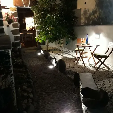El Alpende De Seno Sixto. Teguise Teguise (Lanzarote)