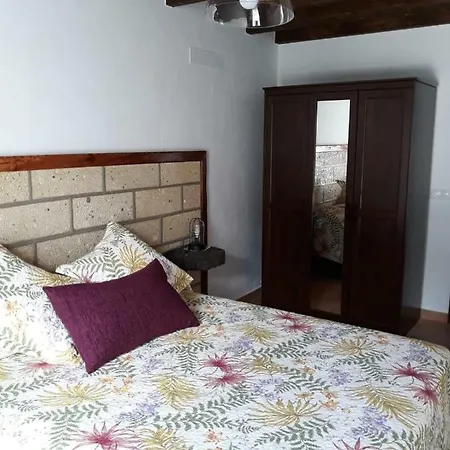 El Alpende De Seno Sixto. Teguise Apartment *